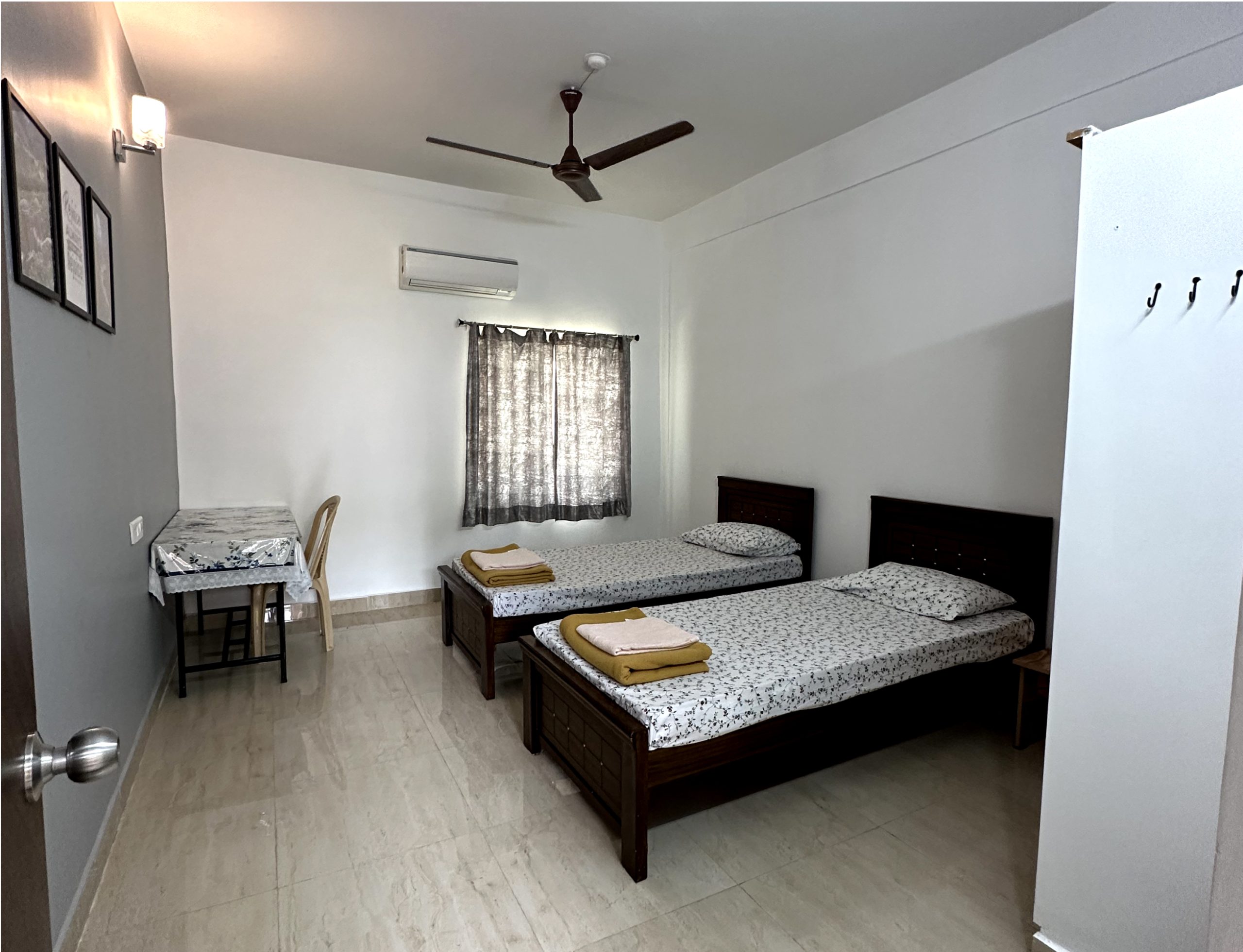 Guest Room 2